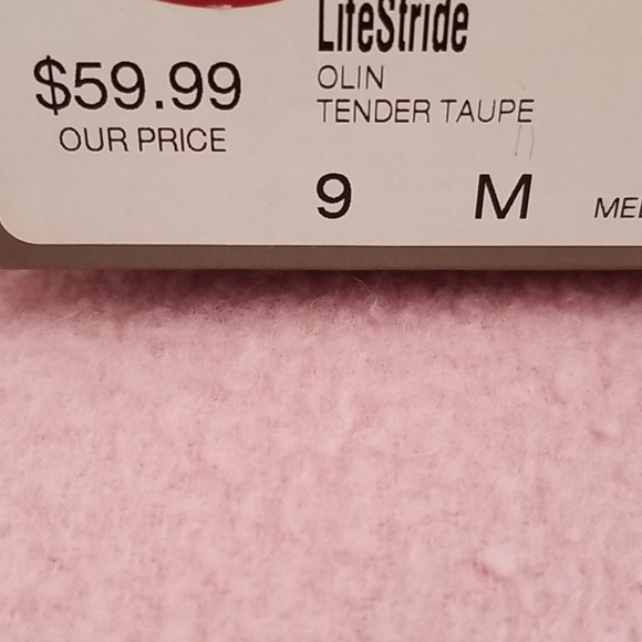 Taupe heels - Picture 4 of 6